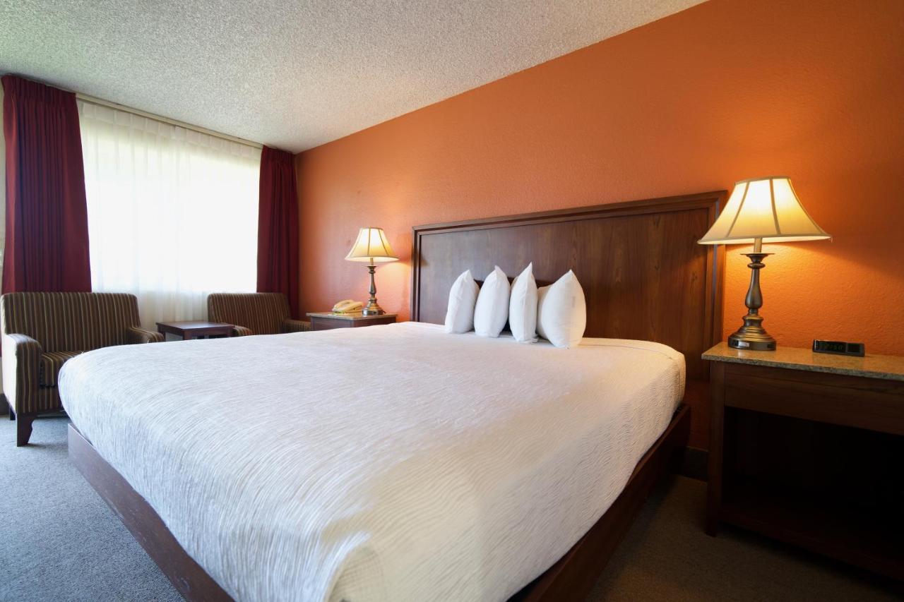 Village Inn Springfield Extérieur photo