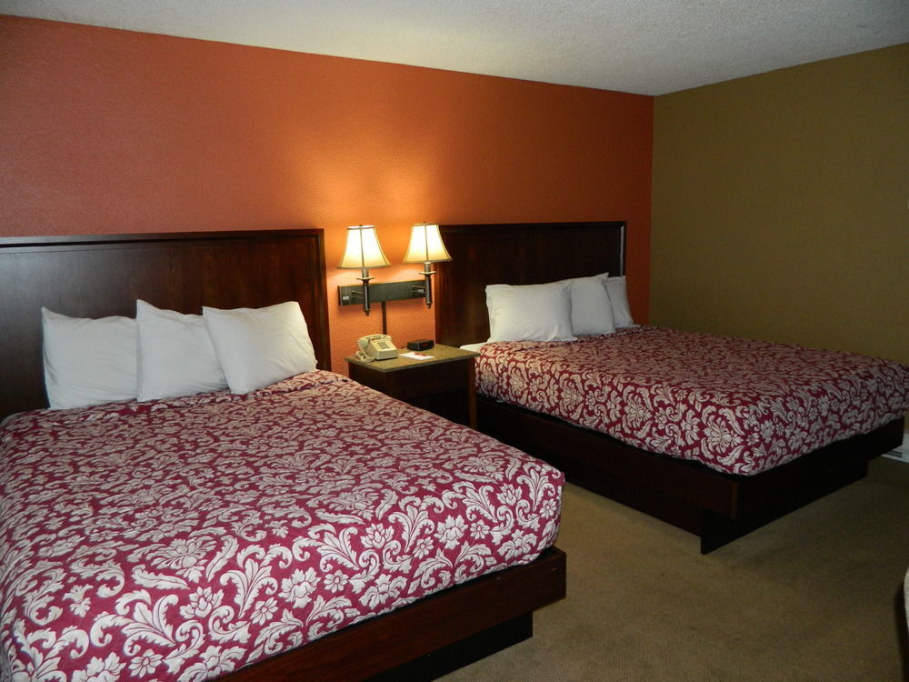 Village Inn Springfield Extérieur photo